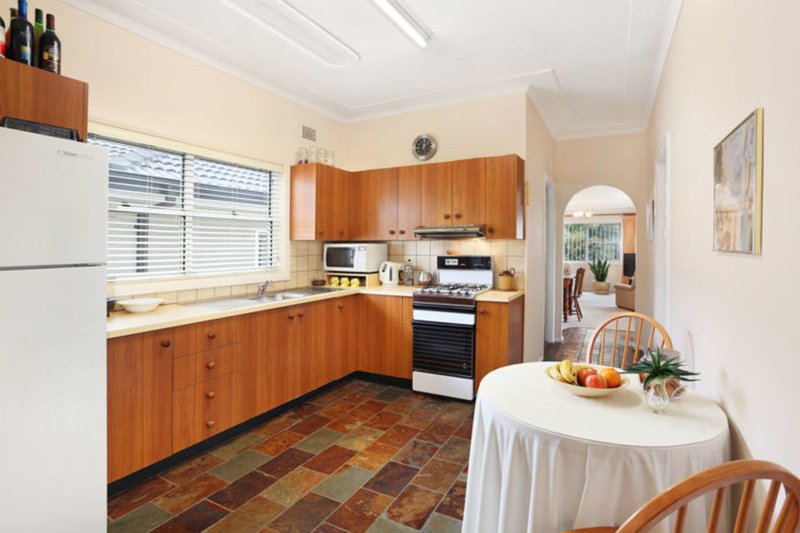 Photo - 3 Mills Street, Merrylands NSW 2160 - Image 3