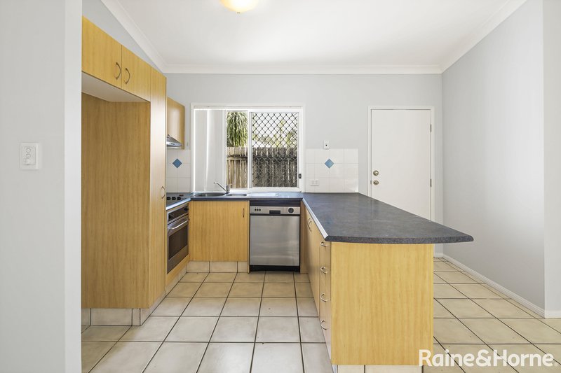Photo - 3 Mino Street, Springfield QLD 4300 - Image 3