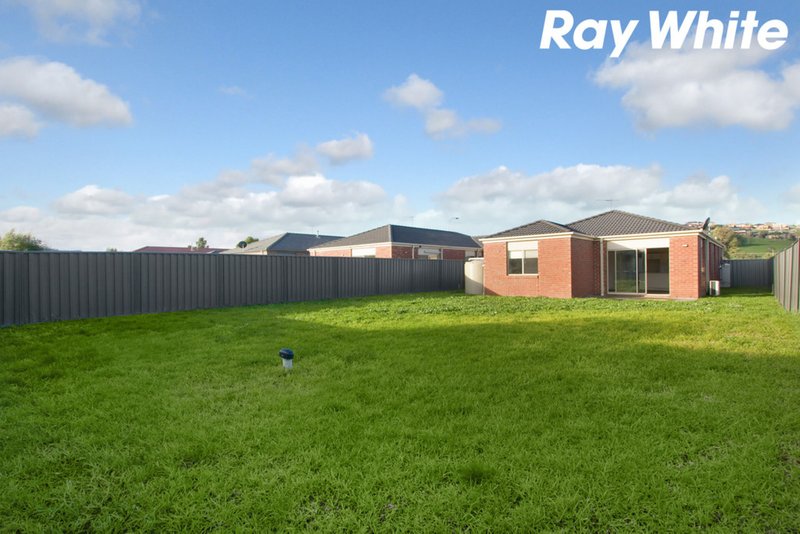 Photo - 3 Mirabelle Street, Pakenham VIC 3810 - Image 10