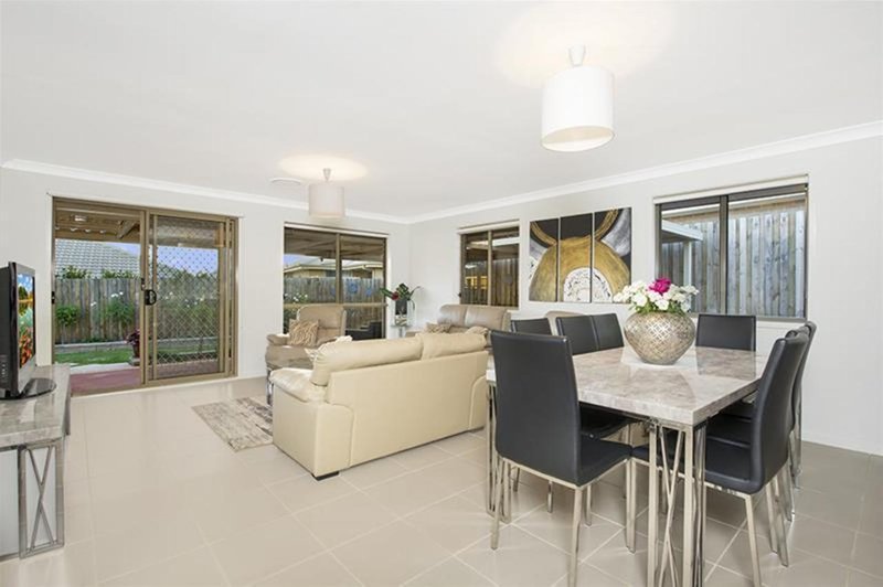 Photo - 3 Mitten Street, Elderslie NSW 2570 - Image 3