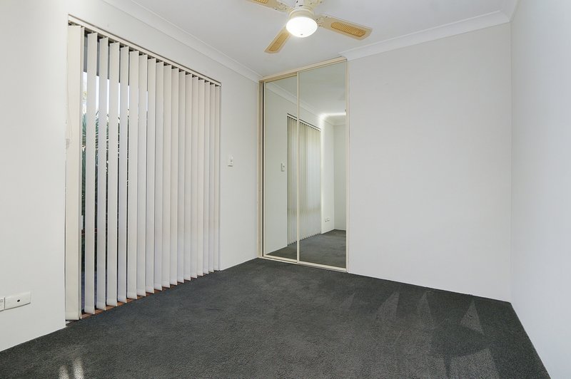 Photo - 3 Moennich Court, Coolbellup WA 6163 - Image 13