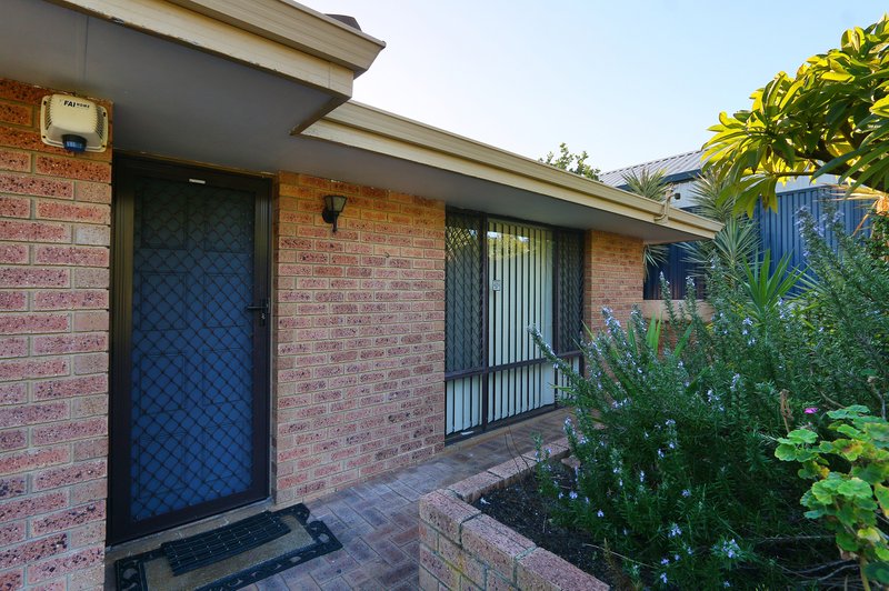 Photo - 3 Moennich Court, Coolbellup WA 6163 - Image 28