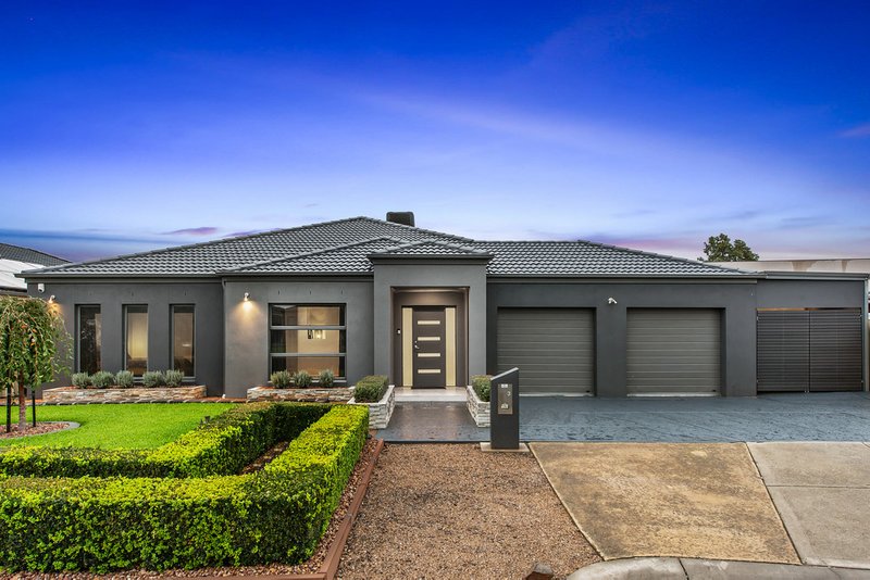 3 Moira Court, Taylors Hill VIC 3037