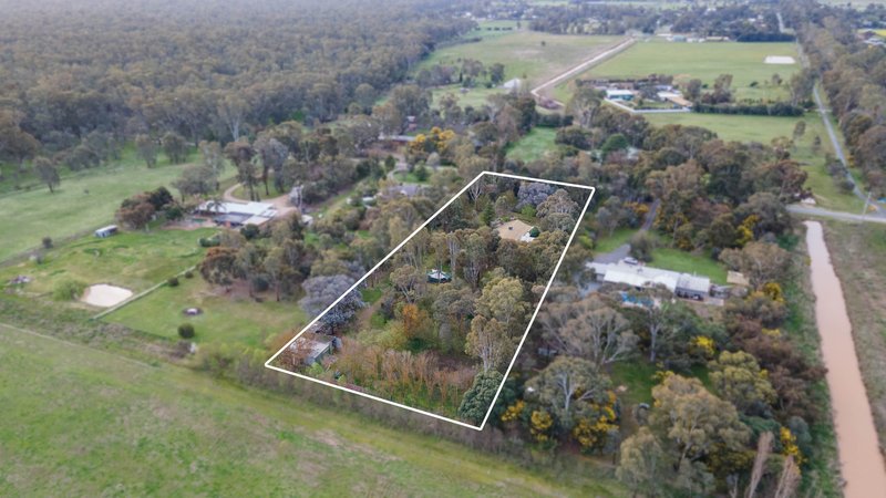 Photo - 3 Moira Drive, Kialla West VIC 3631 - Image 2