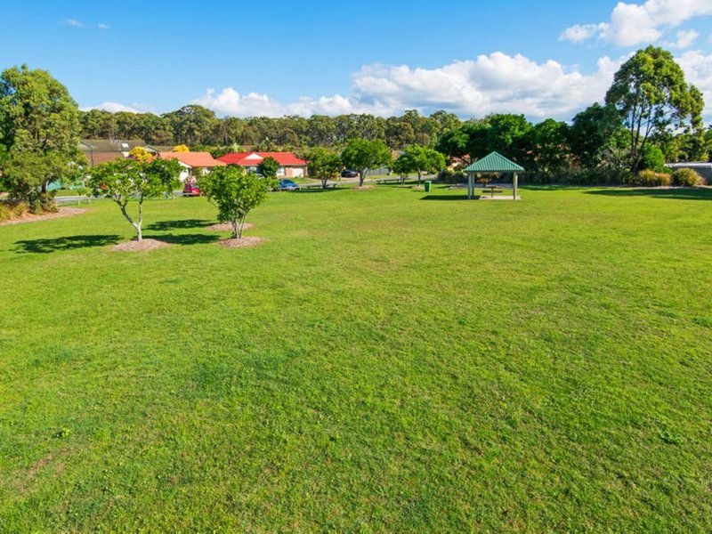 Photo - 3 Monet Street, Coombabah QLD 4216 - Image 2