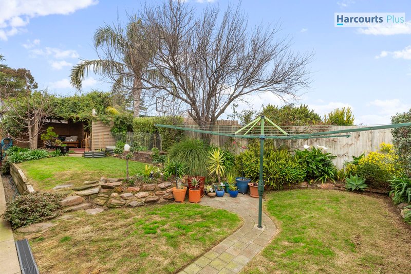 Photo - 3 Monterey Pine Drive, Aberfoyle Park SA 5159 - Image 20