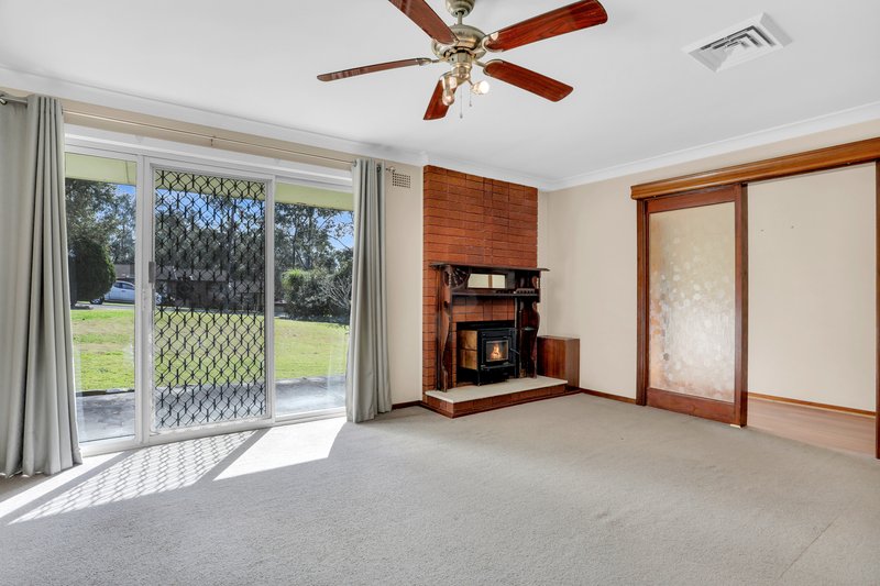 Photo - 3 Moore Road, Bolwarra Heights NSW 2320 - Image 4