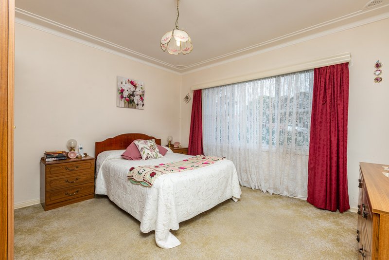 Photo - 3 Morgan Crescent, Raymond Terrace NSW 2324 - Image 5