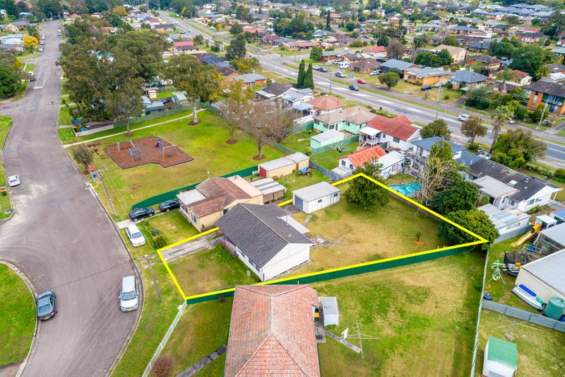 Photo - 3 Morgan Crescent, Raymond Terrace NSW 2324 - Image 9