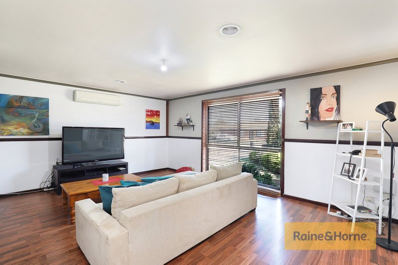 Photo - 3 Morrow Street, Melton West VIC 3337 - Image 5