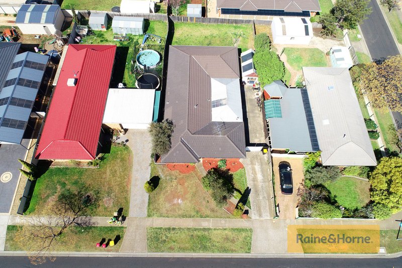 Photo - 3 Morrow Street, Melton West VIC 3337 - Image 12