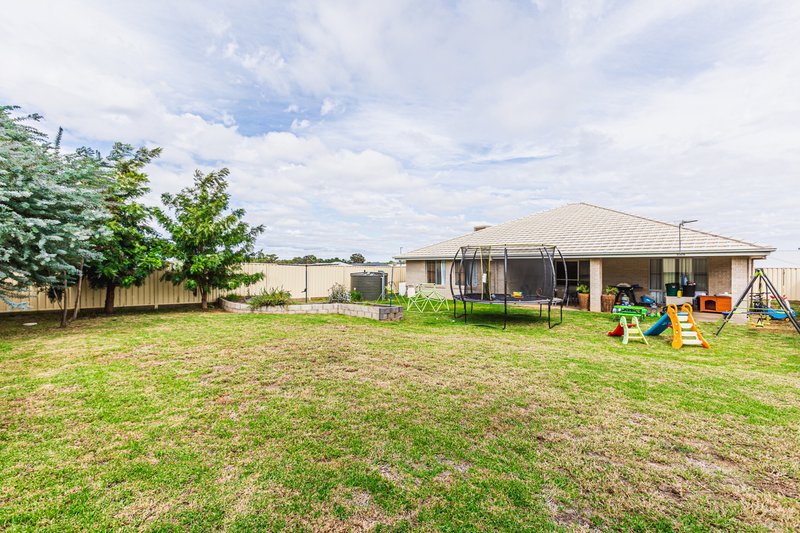 Photo - 3 Mortlock Avenue, Dubbo NSW 2830 - Image 13