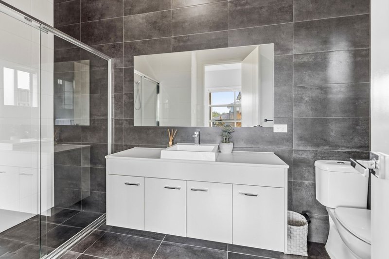 Photo - 3 Mount Scott Way, North Kellyville NSW 2155 - Image 13