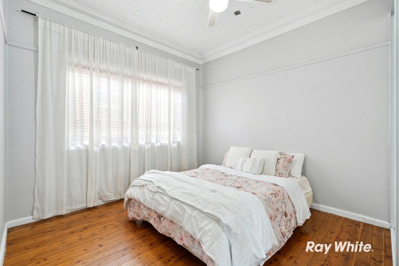 Photo - 3 Mountview Avenue, Doonside NSW 2767 - Image 8