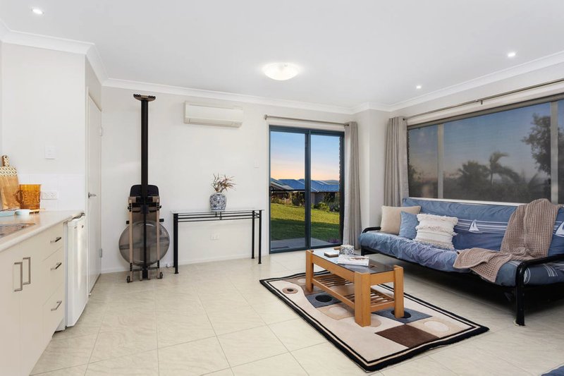 Photo - 3 Murlay Avenue, Frenchville QLD 4701 - Image 10