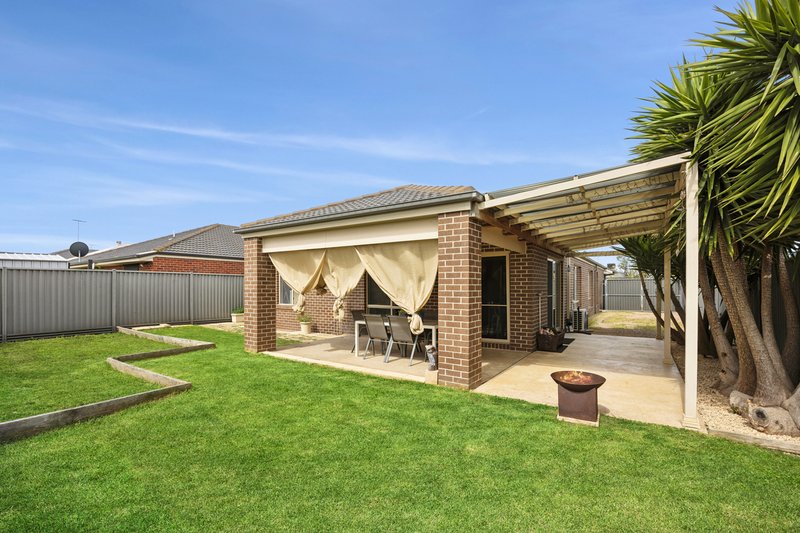 Photo - 3 Musk Duck Court, Lara VIC 3212 - Image 13