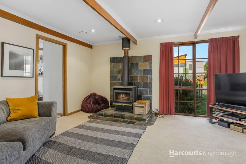 Photo - 3 Myuna Road, Blackmans Bay TAS 7052 - Image 3