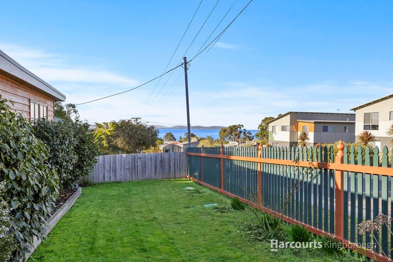 Photo - 3 Myuna Road, Blackmans Bay TAS 7052 - Image 19