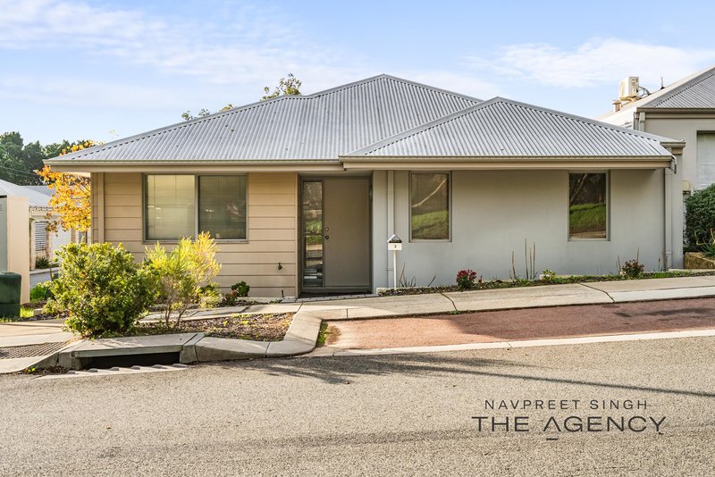 Photo - 3 Nannup Street, Medina WA 6167 - Image 1