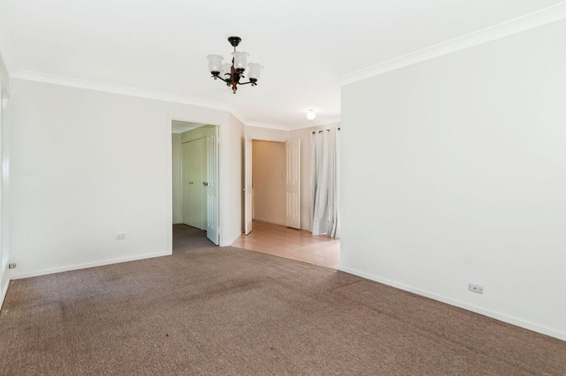 Photo - 3 Natalie Court, Eagleby QLD 4207 - Image 2