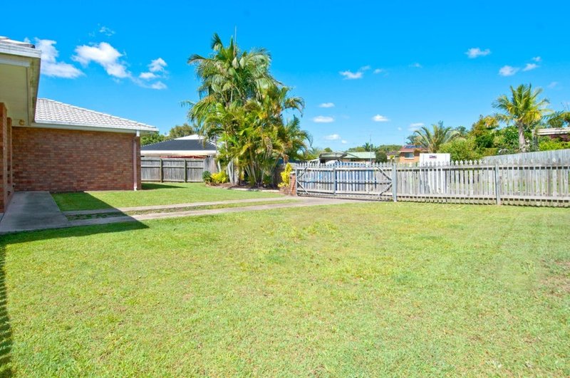 Photo - 3 Natalie Court, Eagleby QLD 4207 - Image 4