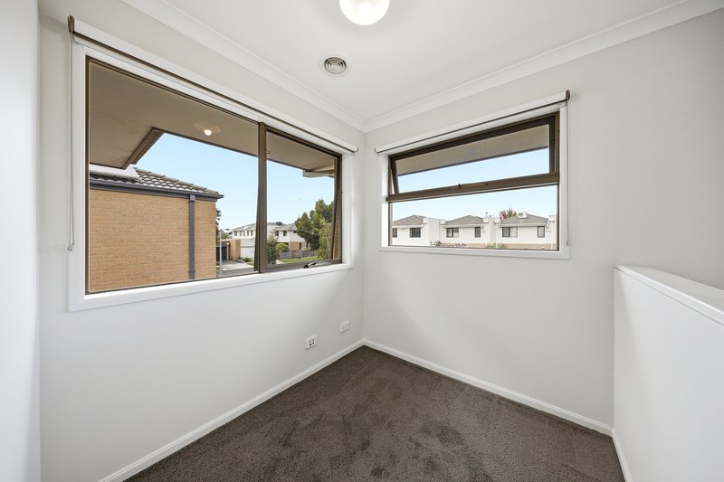 Photo - 3 Nebo Way, Clyde VIC 3978 - Image 12