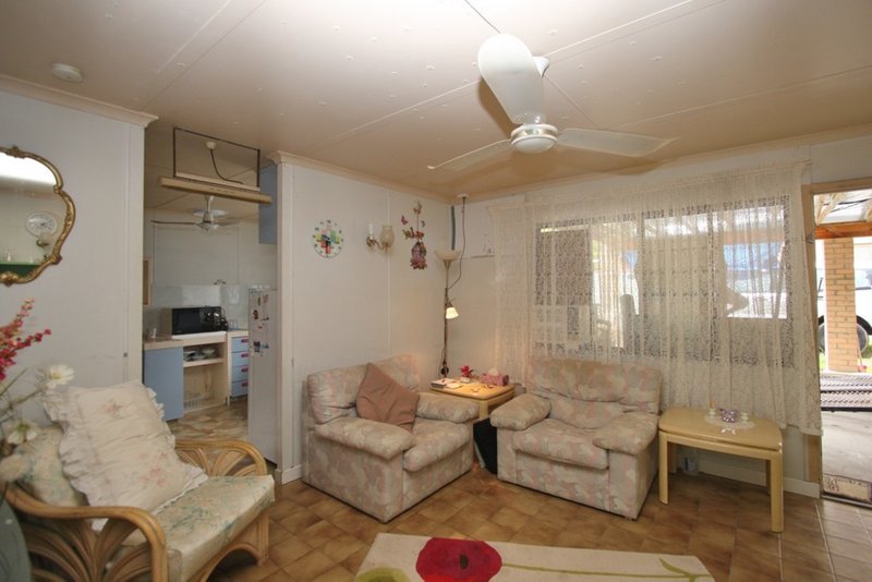 Photo - 3 Nemo Street, Ashmore QLD 4214 - Image 6