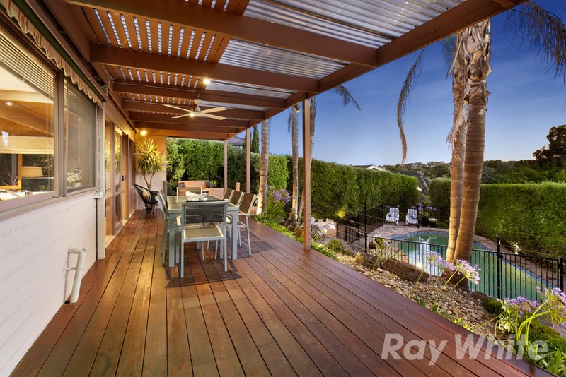 Photo - 3 Nerita Court, Wheelers Hill VIC 3150 - Image 9