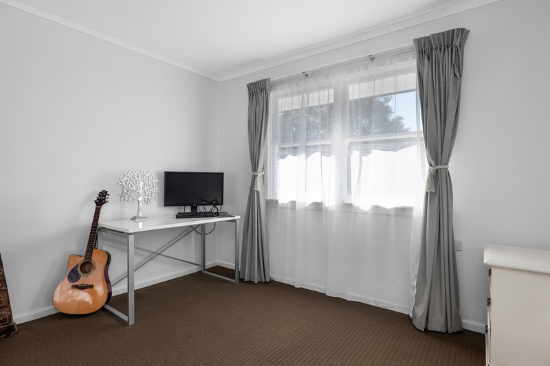 Photo - 3 Neville Street, Rutherford NSW 2320 - Image 9