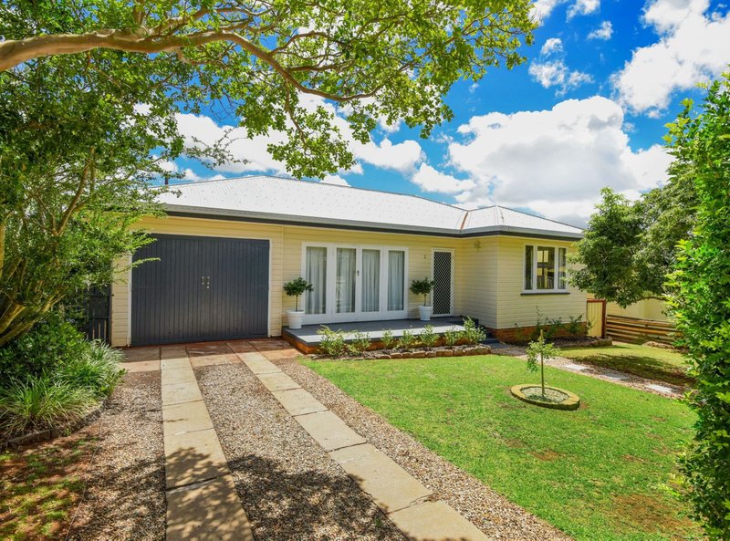 3 Norah Street, Centenary Heights QLD 4350