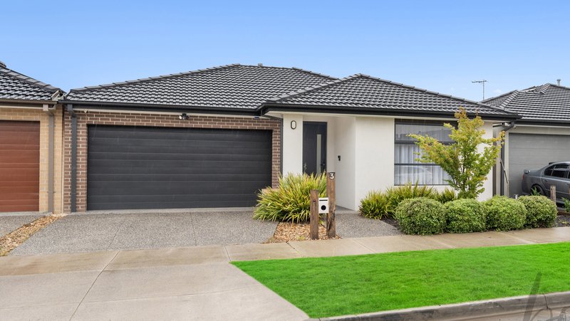 Photo - 3 Northampton Way, Donnybrook VIC 3064 - Image 2