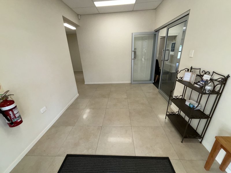 Photo - 3 Northern Ave , Rocky Point QLD 4874 - Image 16