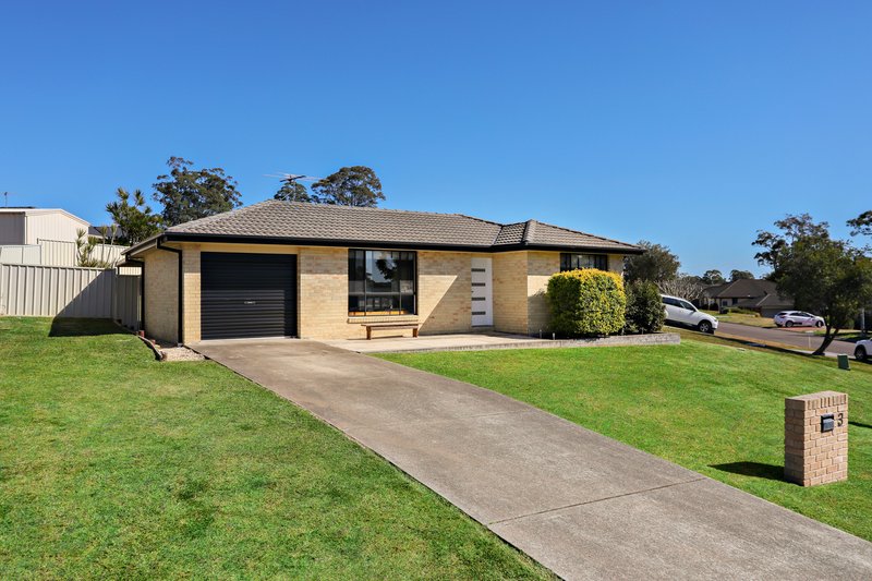 Photo - 3 Northview Circuit, Medowie NSW 2318 - Image 2