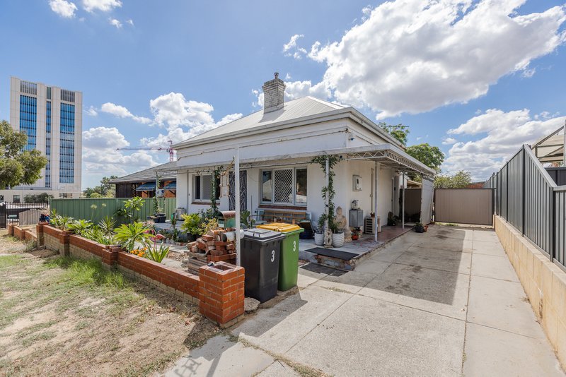 Photo - 3 Norwood Road, Rivervale WA 6103 - Image 2