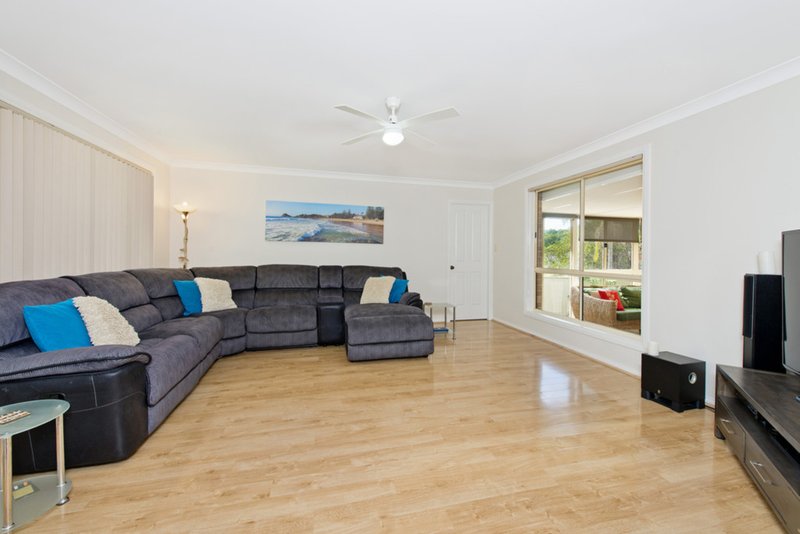 Photo - 3 Nottingham Drive, Port Macquarie NSW 2444 - Image 2