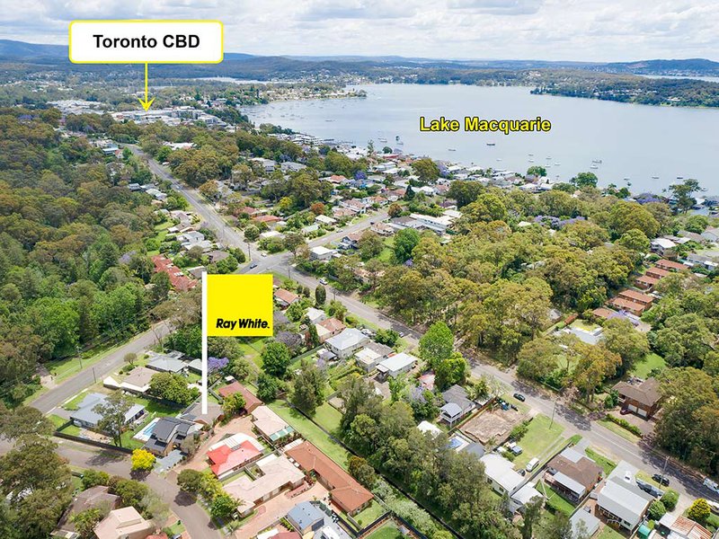 Photo - 3 Oakhampton Court, Toronto NSW 2283 - Image 3