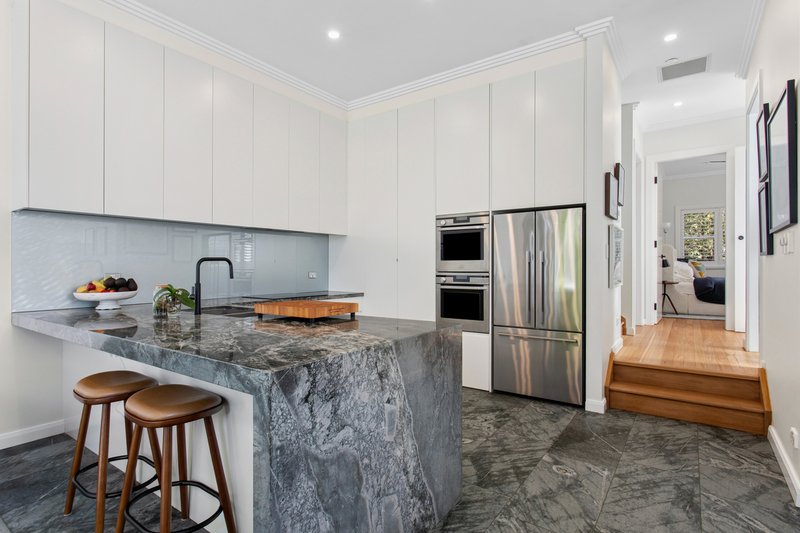 Photo - 3 Oakley Road, North Bondi NSW 2026 - Image 4