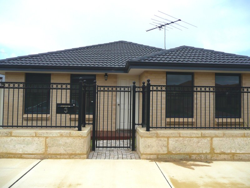 Photo - 3 Oakpark Green, Clarkson WA 6030 - Image 1
