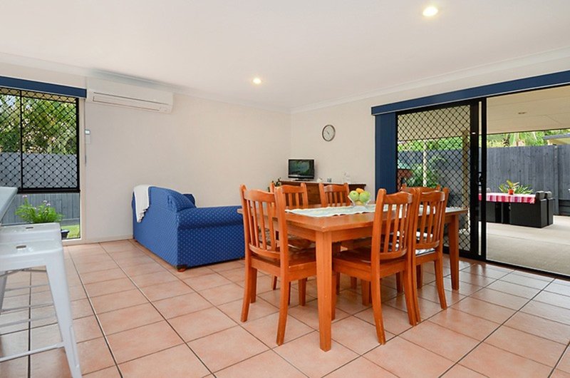 Photo - 3 Octantis Court, Bridgeman Downs QLD 4035 - Image 4