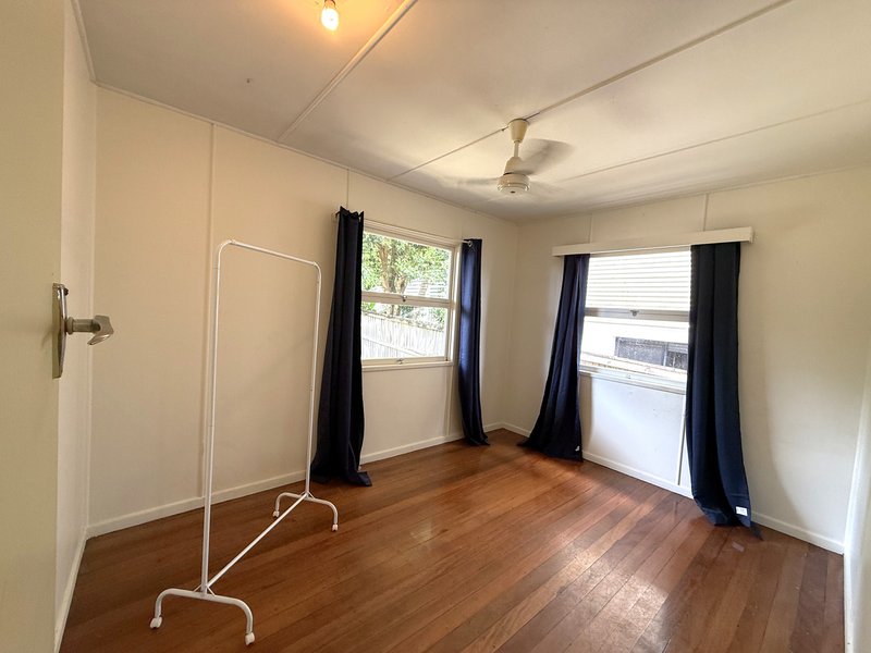 Photo - 3 Odoherty Avenue, Southport QLD 4215 - Image 10