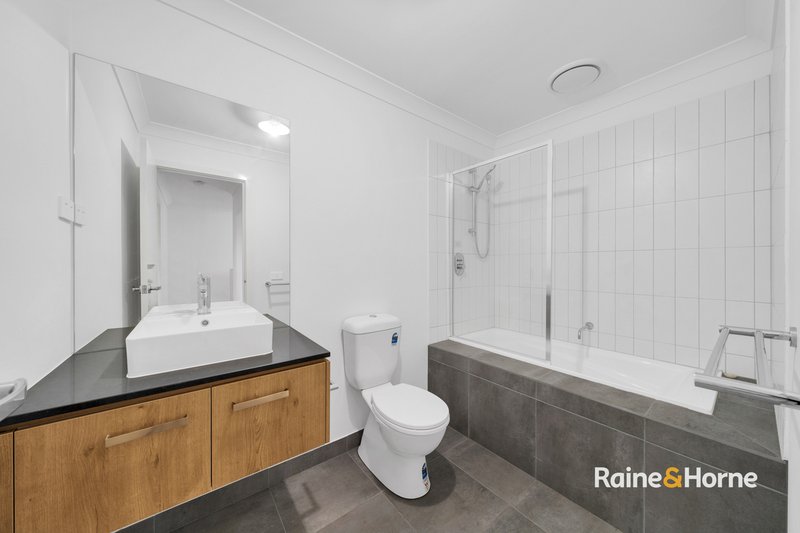 Photo - 3 Ogawa Walk, Tarneit VIC 3029 - Image 10
