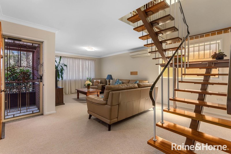 Photo - 3 Olwyn Place, Earlwood NSW 2206 - Image 11