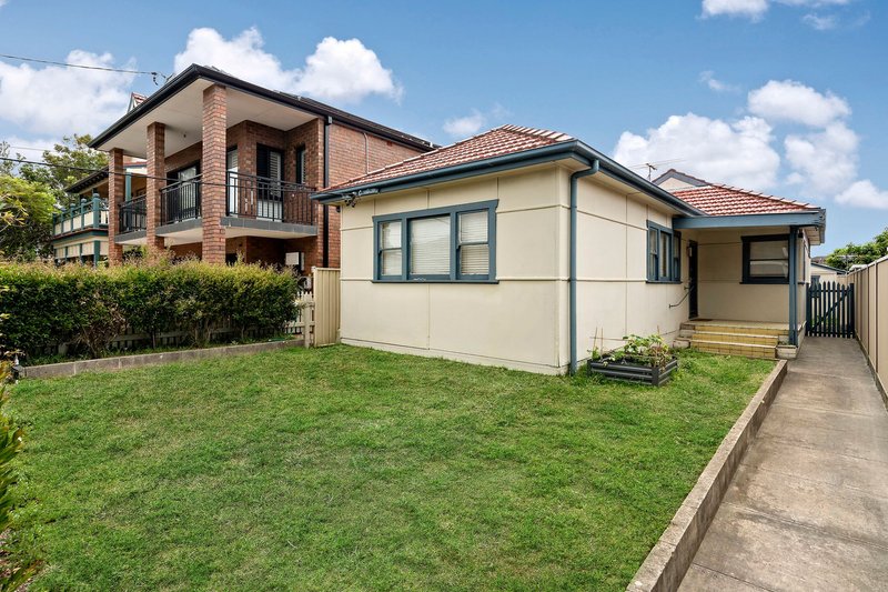 Photo - 3 O'Neill Street, Brighton-Le-Sands NSW 2216 - Image 2