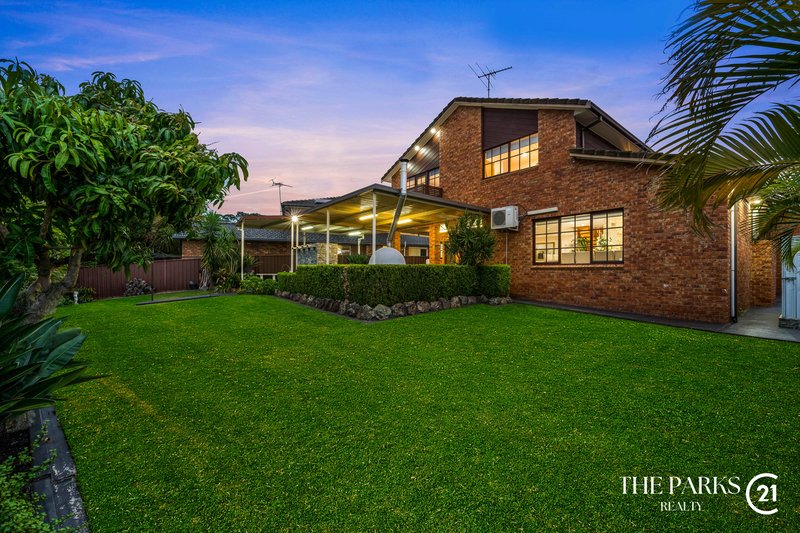 Photo - 3 Onyx Close, Bossley Park NSW 2176 - Image 32