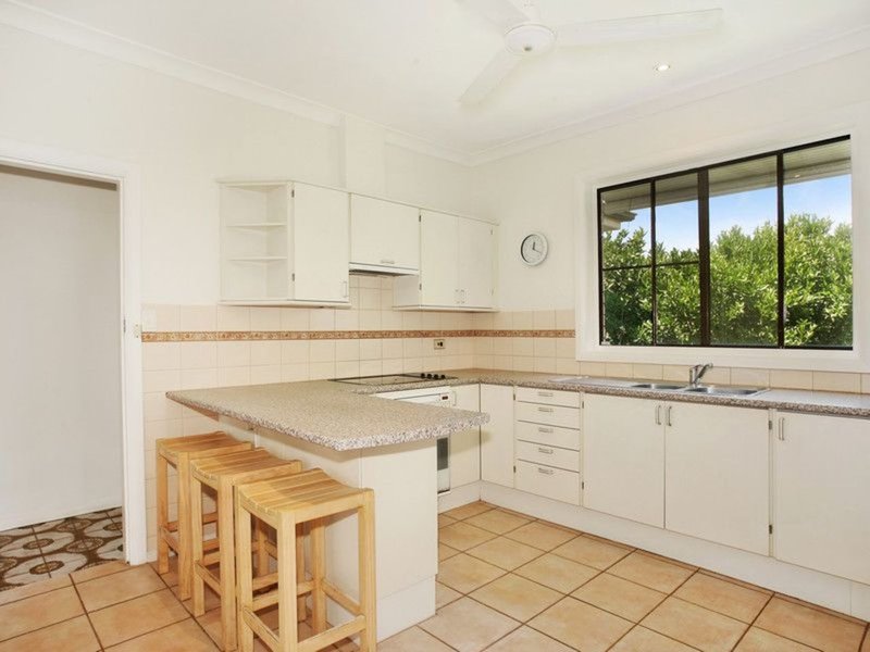 Photo - 3 Orana Road, Mona Vale NSW 2103 - Image 2