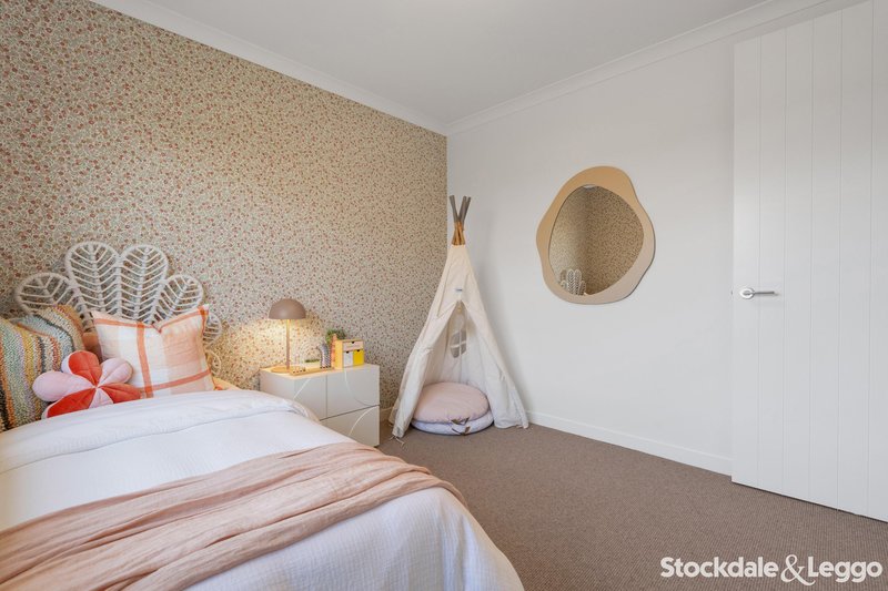 Photo - 3 Origin Drive, Sunbury VIC 3429 - Image 11