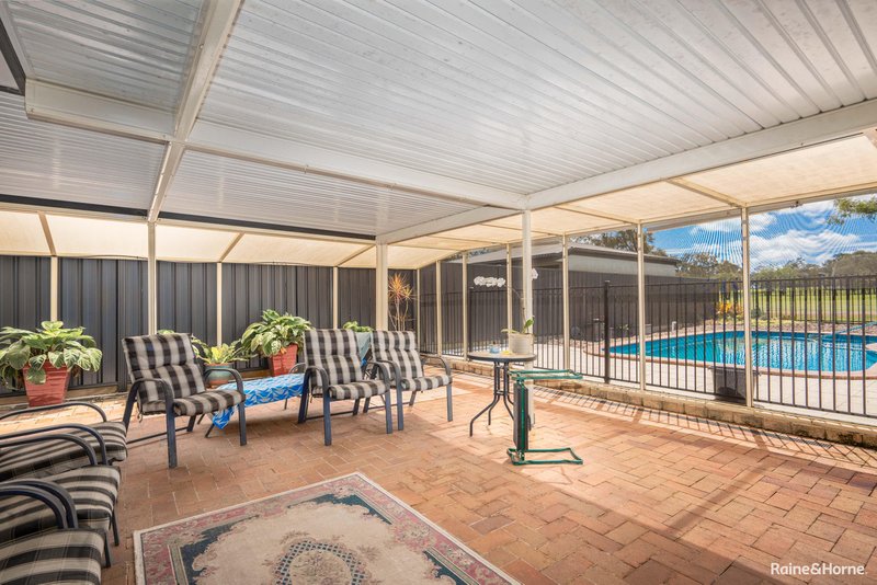 Photo - 3 Oriole Court, Eli Waters QLD 4655 - Image 3