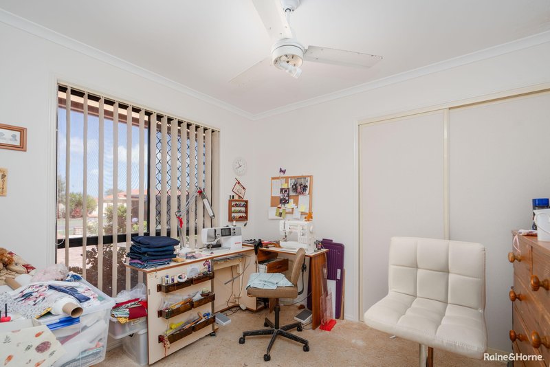 Photo - 3 Oriole Court, Eli Waters QLD 4655 - Image 11