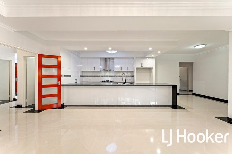 Photo - 3 Orpington Drive, Southern River WA 6110 - Image 14
