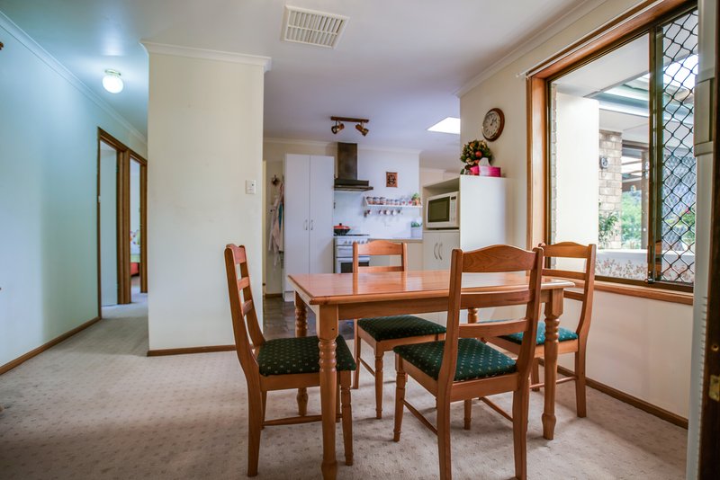 Photo - 3 Osmanli Drive, Hallett Cove SA 5158 - Image 15